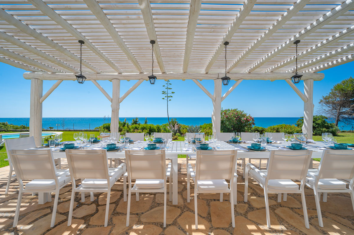 Outdoor dining with seaviews